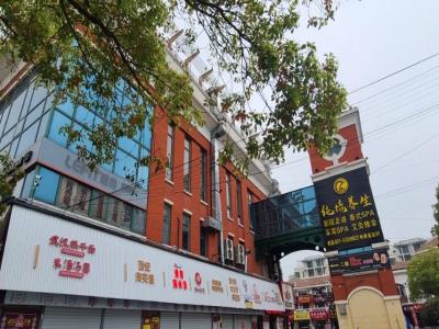 上海聚丰园路步行街