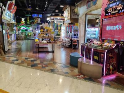 卡通尼-丑比头乐园(龙湖虹桥天街店)