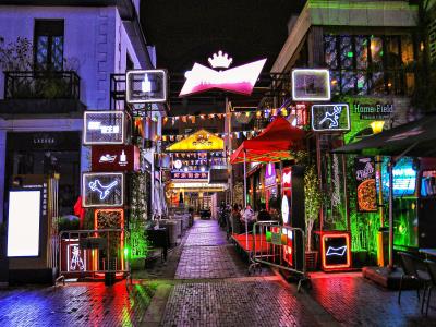 青杉夜市(阿拉城店)