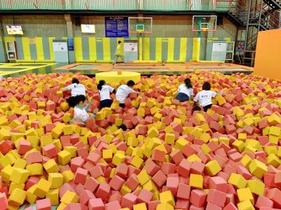 极限Jump蹦床