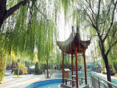 京东第一温泉度假村