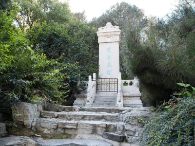 琼岛春阴
