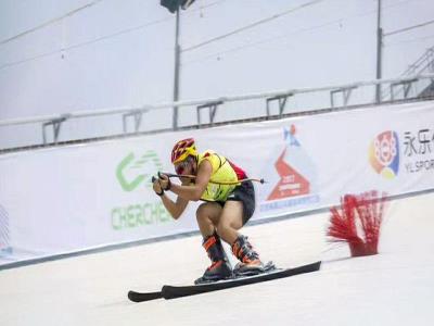奥森17滑四季滑雪场