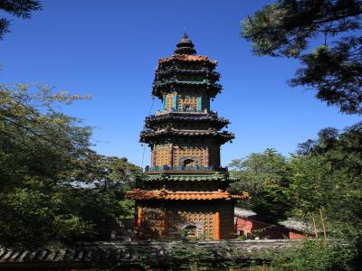 多宝琉璃塔
