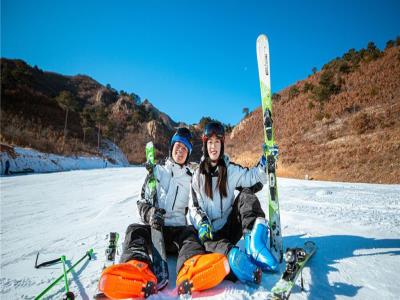天女小镇滑雪场