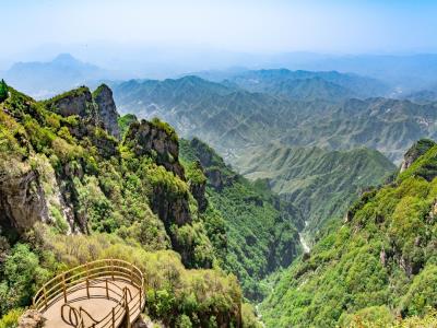 白石山世界地质公园