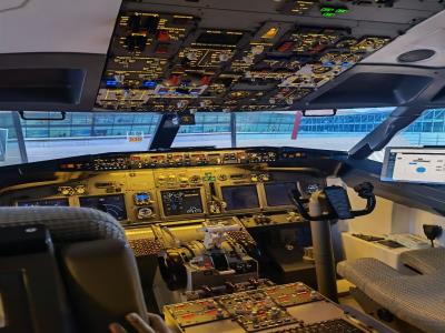 翔飞航空模拟飞行中心