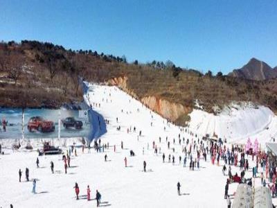 玉龙滑雪场