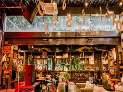 青春派轰趴（奥体店）
