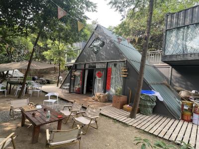 重庆结庐山野嗨KING营地