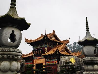 三佛寺