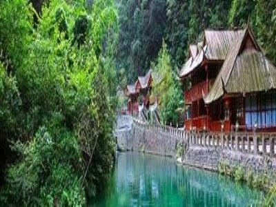 重庆卧龙潭风景区