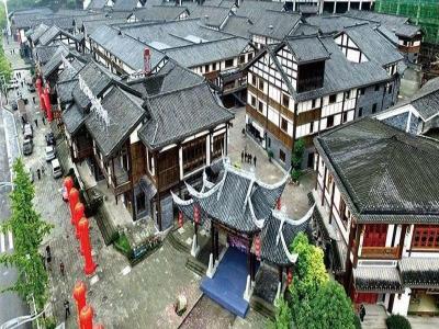 源聚老街古镇