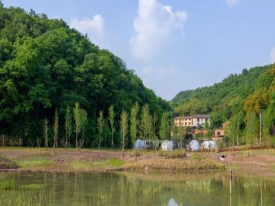 萤火谷房车帐篷露营地