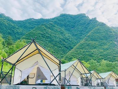 金佛山金水湾露营基地