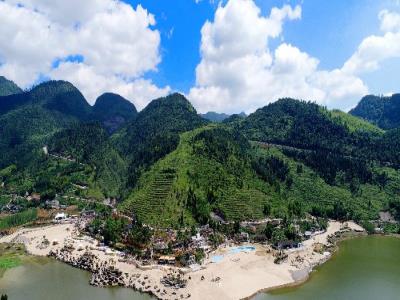 板辽湖