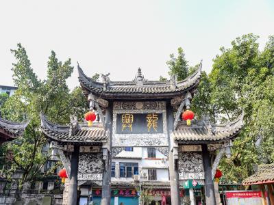 龙兴古镇