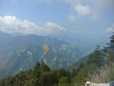 合欢山翠峰