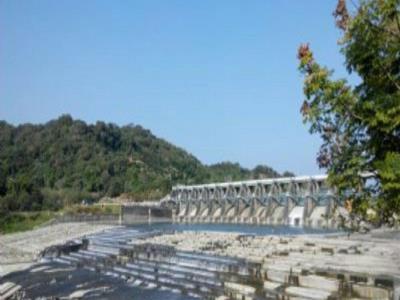 石冈水坝