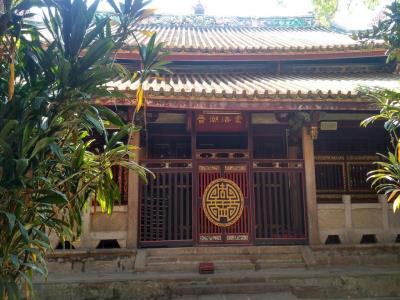 莲坐山观音寺