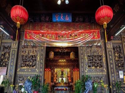Longtan Nantian Temple