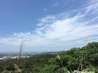 Wu Jiou Tong Shan Trail