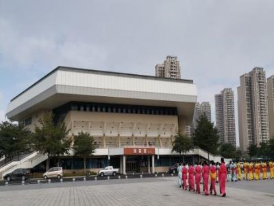 湛江体育中心体育场