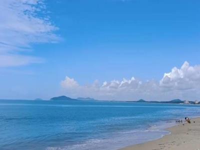 南山海沙滩