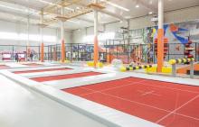 村霸亚洲当红蹦床团建公园7