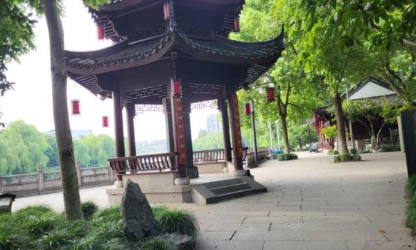 霞湾公园