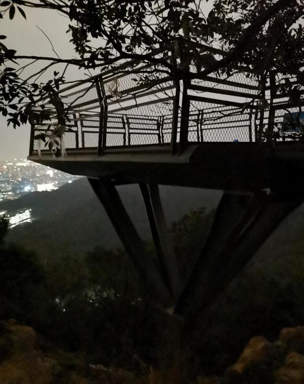 纳福云台