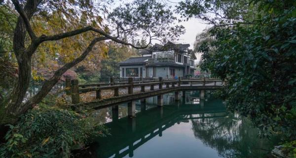 松鹤山庄