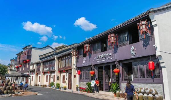 河上古镇(凤凰坞村)