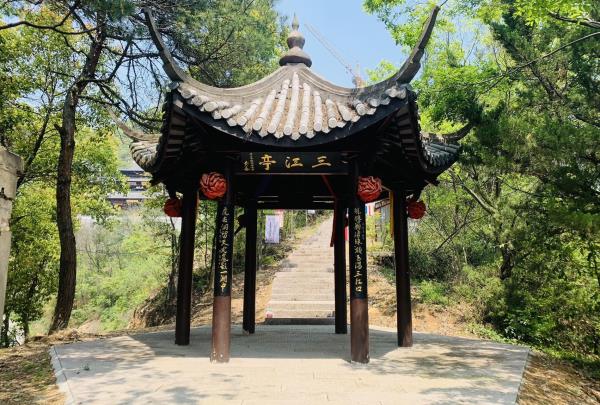 老虎洞山风景区