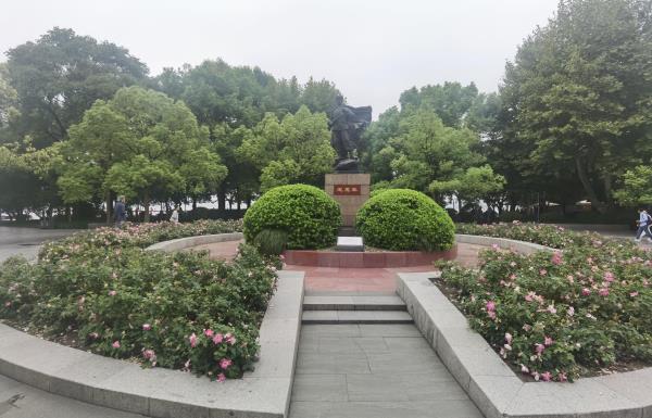 六公园