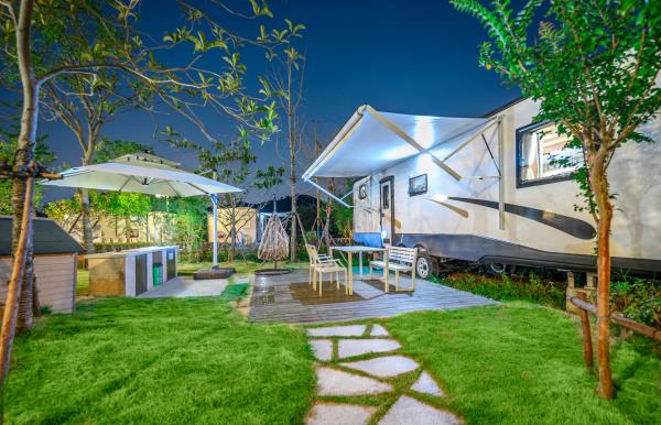 杭州湘湖沐心岛房车营地Glamping