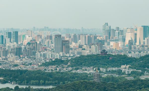 南高峰