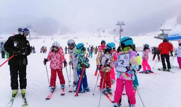 Hopo Snow 城市滑雪空间(来福士店)