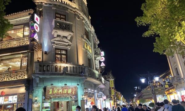 杭州三墩美食街