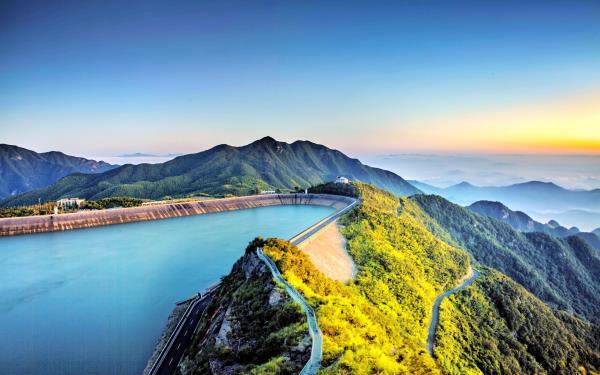 天荒坪风景区