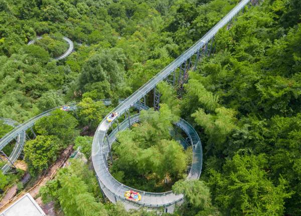 凌空漂越
