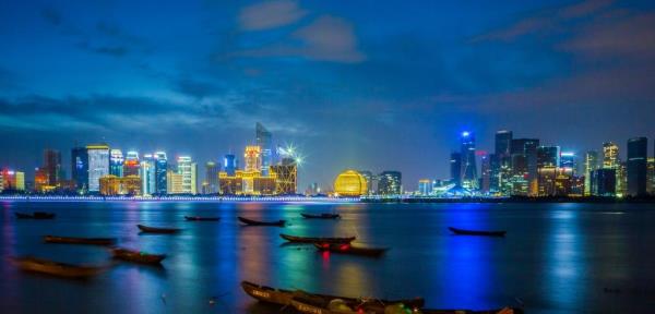 钱塘江夜游