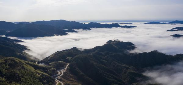 敕木山