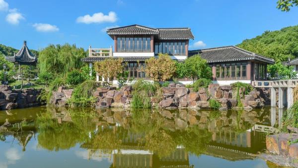 灵岩山寺