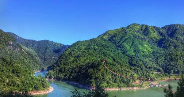 白鹤山庄