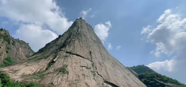 鄣山大峡谷