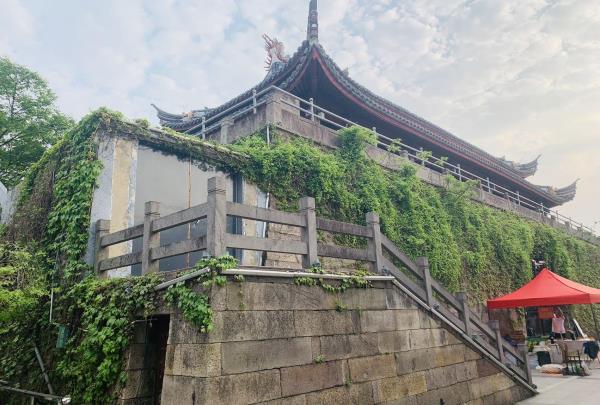 镇海鼓楼