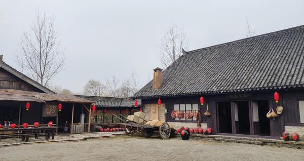 象山影视城白云洞