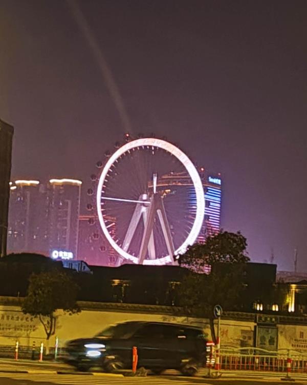 北仑富邦世纪广场摩天轮