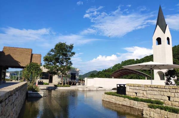 宁波半山伴水渡假村